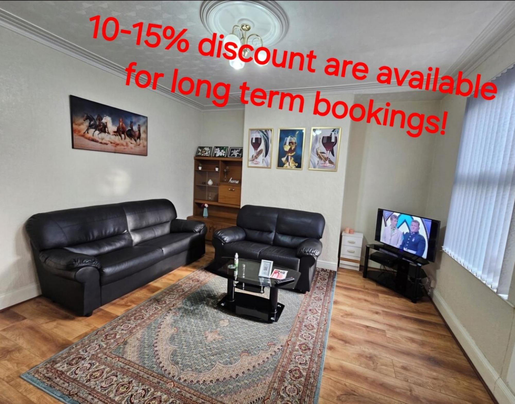 לידס Spacious Two Bedroom House, Parking And Wifi מראה חיצוני תמונה